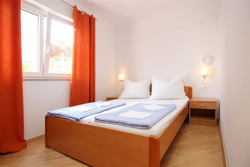 Apartment A2, for 5 persons