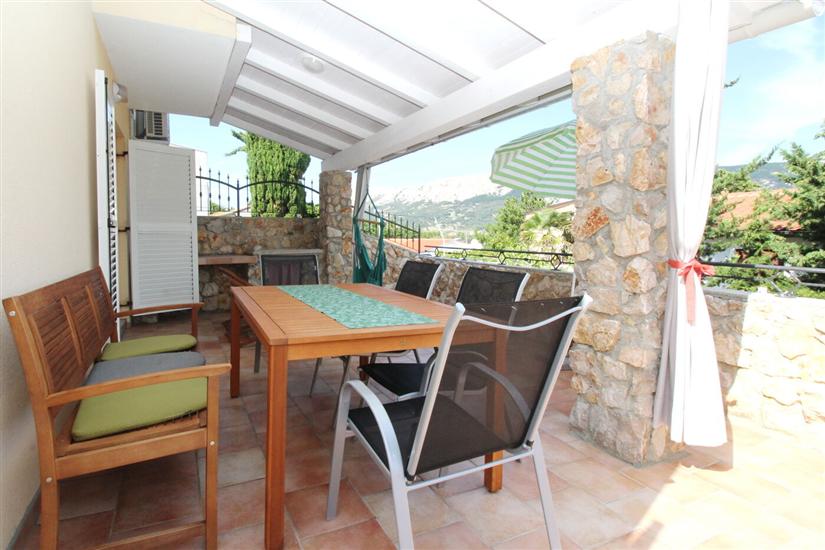 Apartment A2, for 5 persons