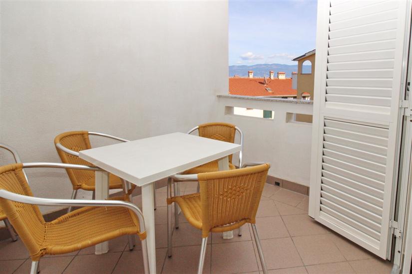 Apartment A4, for 5 persons