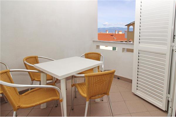 Apartment A4, for 5 persons
