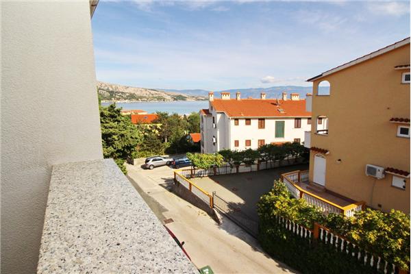 Apartment A4, for 5 persons