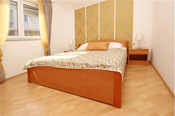 Apartment A4, for 5 persons