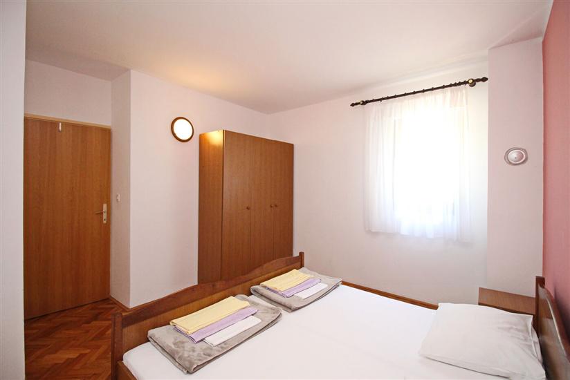 Apartment A1, for 6 persons