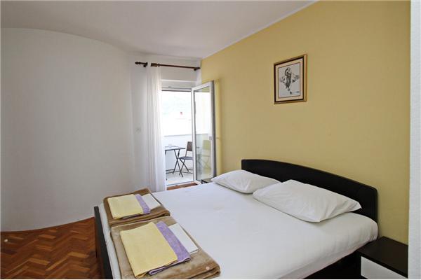 Apartment A1, for 6 persons