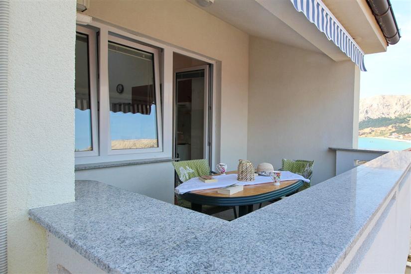 Apartment A7, for 4 persons