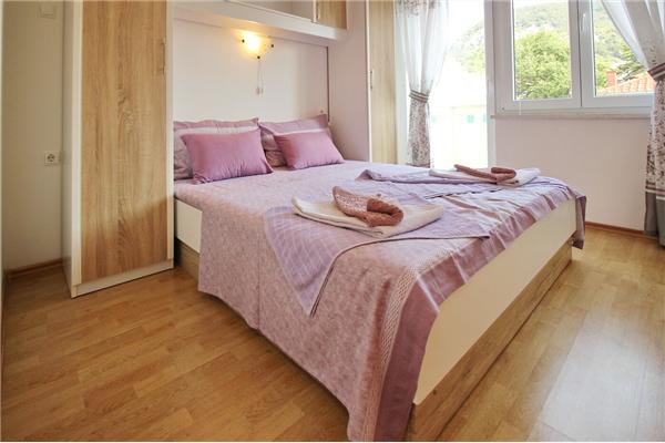 Apartment A7, for 4 persons