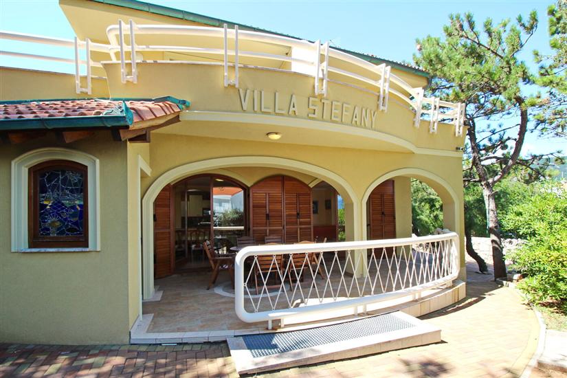 Apartment A3, for 6 persons