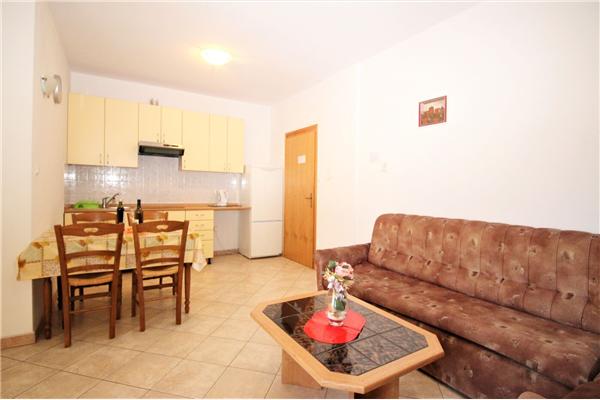 Apartment A5, for 5 persons