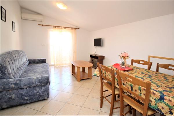 Apartment A6, for 4 persons