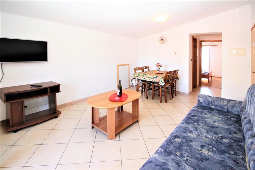Apartment A6, for 4 persons