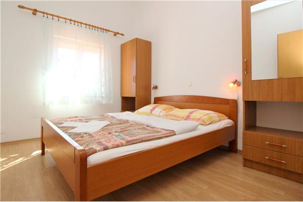 Apartment A6, for 4 persons