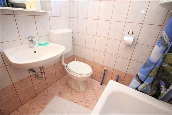 Apartment A6, for 4 persons