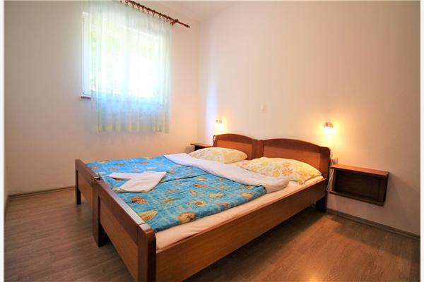 Apartment A8, for 6 persons