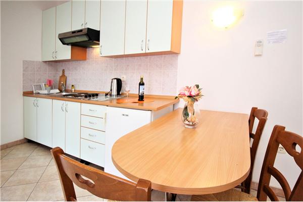 Apartment A9, for 3 persons