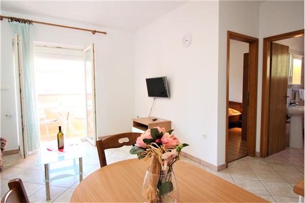 Apartment A9, for 3 persons