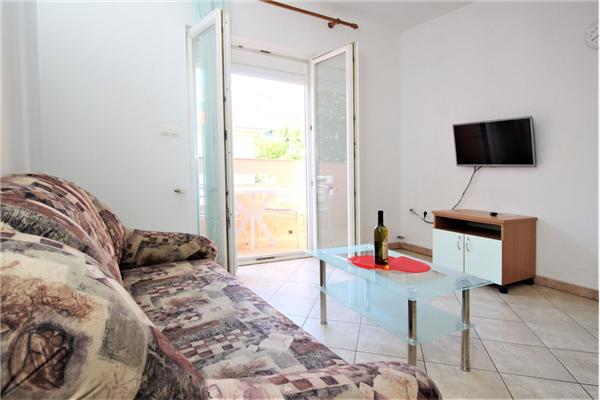 Apartment A9, for 3 persons