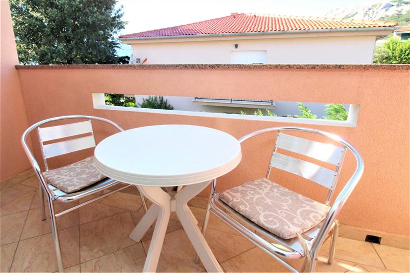 Apartment A9, for 3 persons