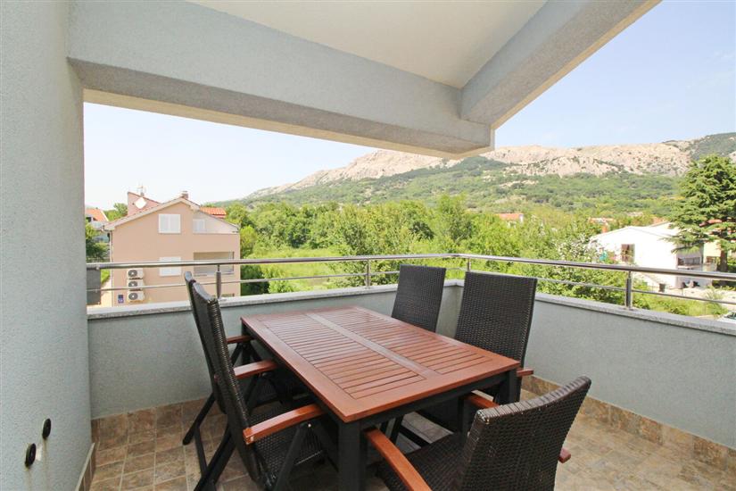 Apartment A1, for 5 persons