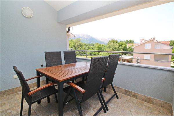 Apartment A1, for 5 persons
