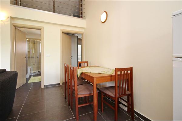 Apartment A1, for 5 persons