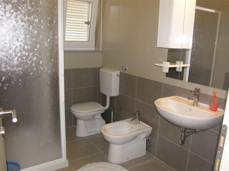 Apartment A3, for 5 persons