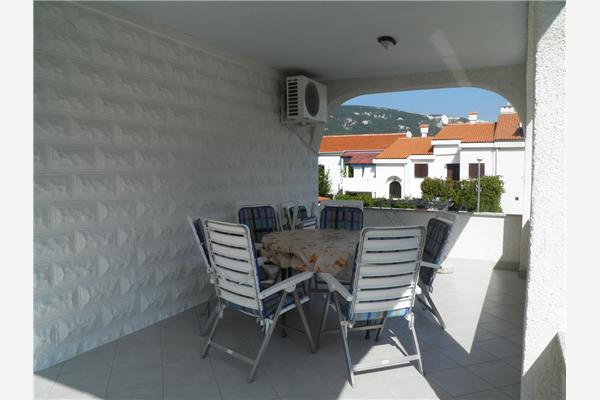 Apartment A3, for 7 persons