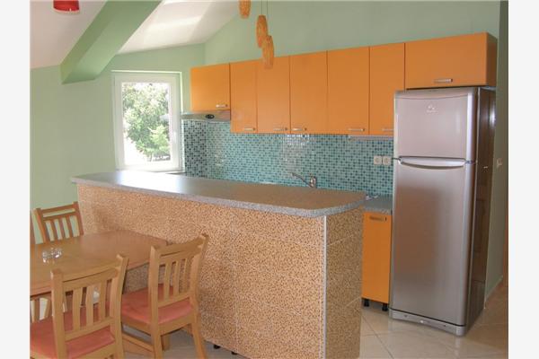 Apartment A1, for 5 persons