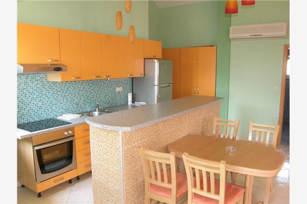 Apartment A1, for 5 persons