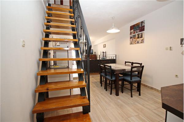 Apartment A1, for 6 persons