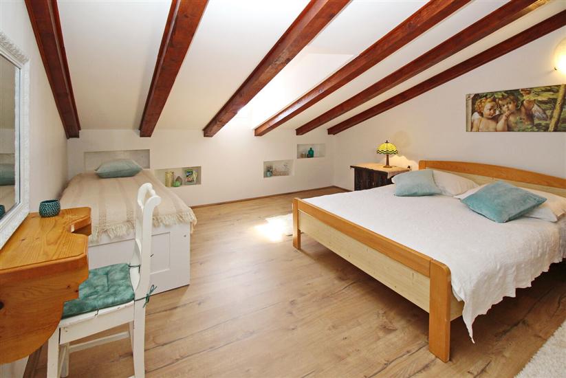 Apartment A1, for 6 persons