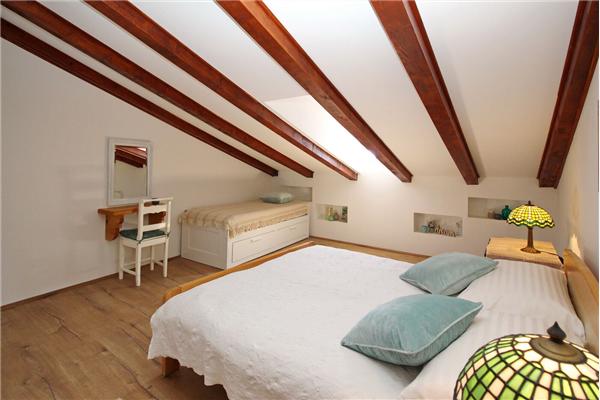 Apartment A1, for 6 persons