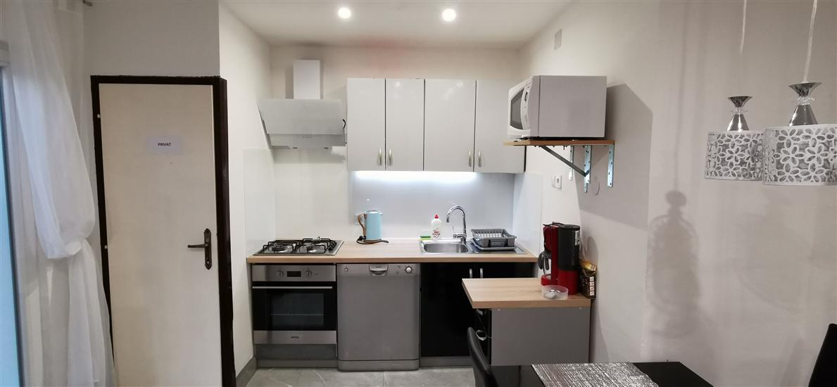 Apartment A1, for 5 persons