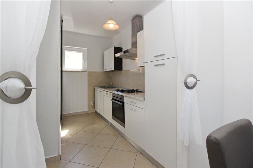 Apartment A2, for 5 persons