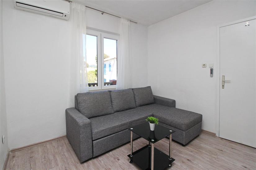 Apartment A2, for 5 persons