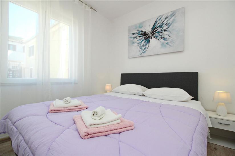 Apartment A2, for 5 persons