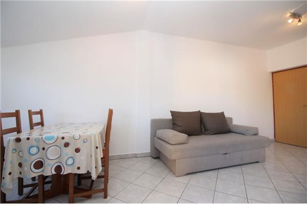 Apartment A2, for 5 persons