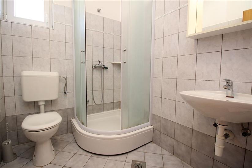 Apartment A2, for 5 persons