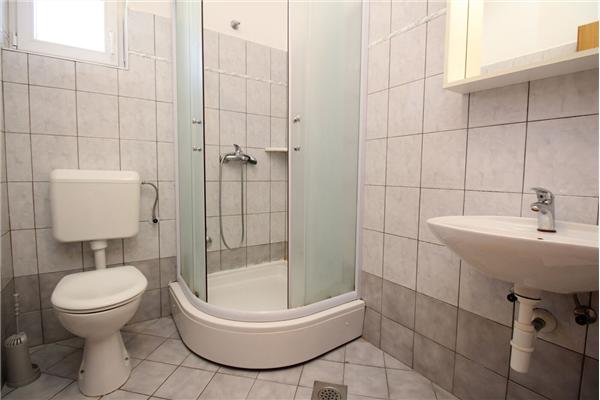 Apartment A2, for 5 persons