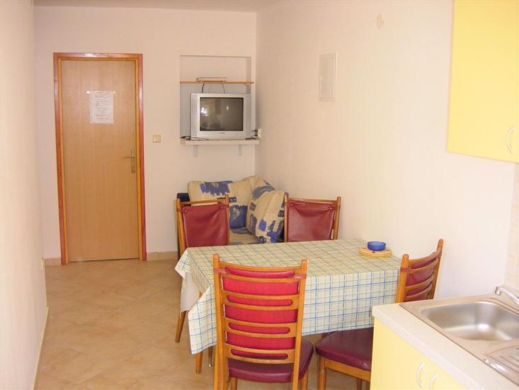 Apartment A4, for 3 persons