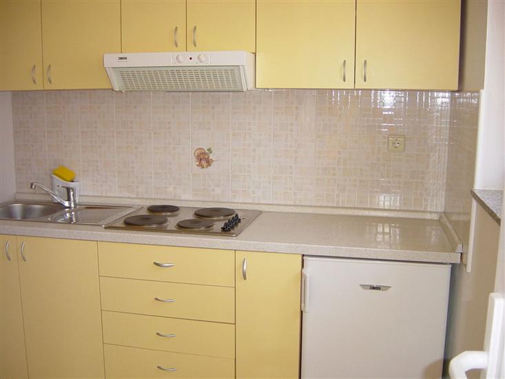 Apartment A4, for 3 persons