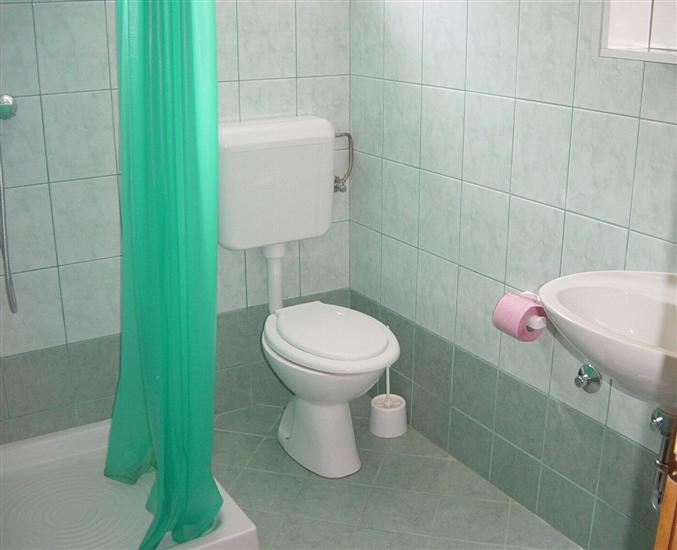 Apartment A4, for 3 persons