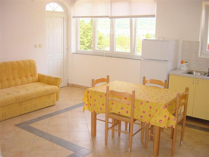 Apartment A5, for 5 persons