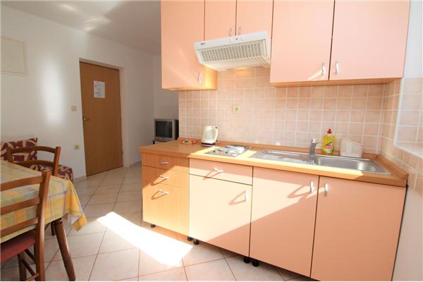 Apartment A6, for 3 persons