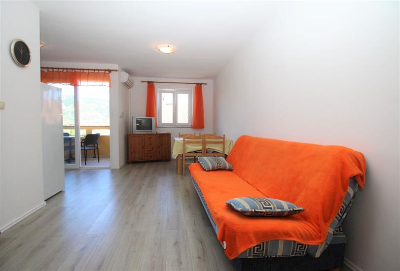Apartment A7, for 5 persons