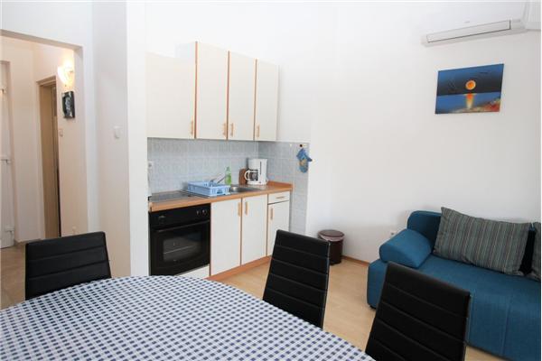 Apartment A1, for 5 persons