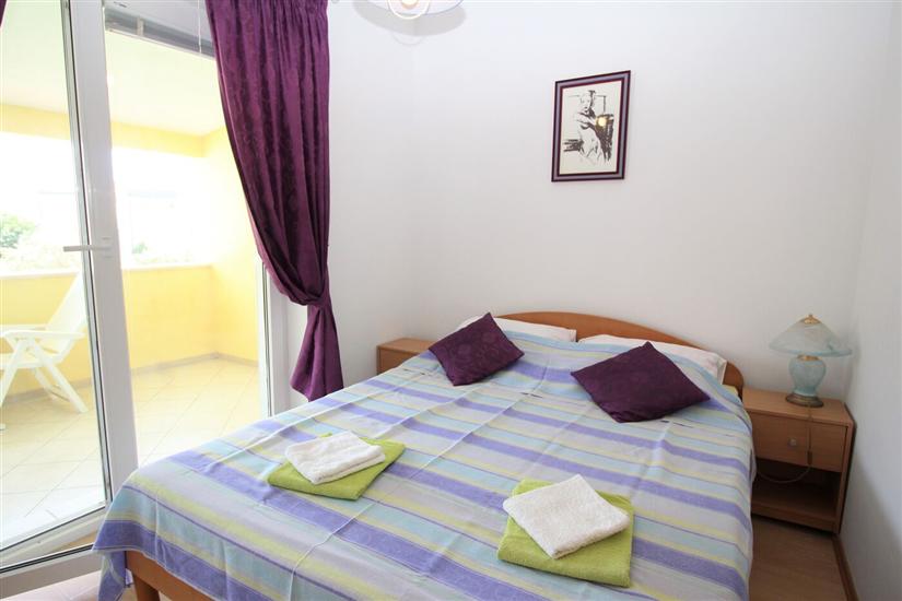 Apartment A1, for 5 persons