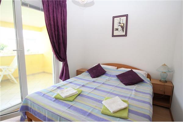 Apartment A1, for 5 persons