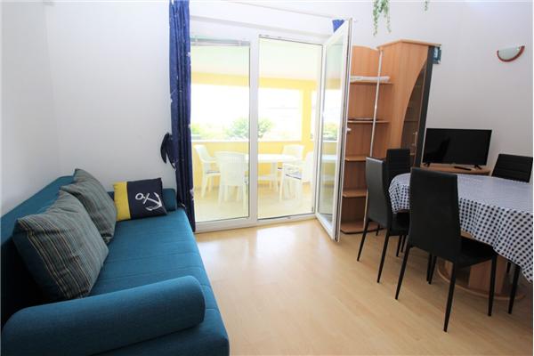 Apartment A1, for 5 persons