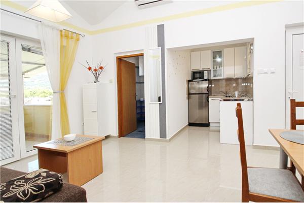 Apartment A2, for 5 persons