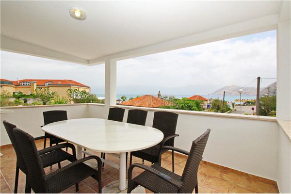 Apartment A5, for 7 persons